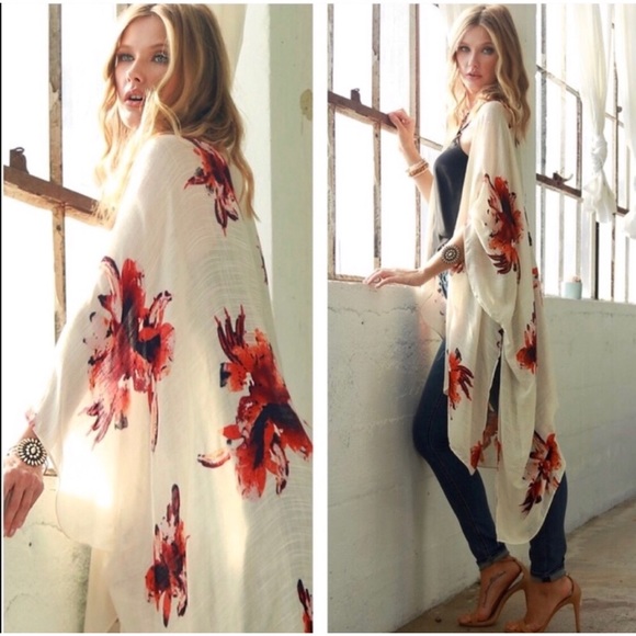 Boho Black Floral Kimono One Size - Picture 2 of 2
